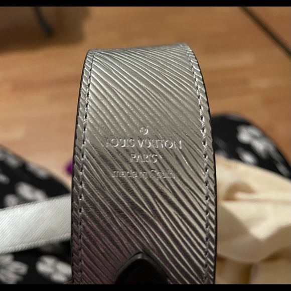 Louis Vuitton Monogram Bandouliere Strap Silver - Picture 14 of 14